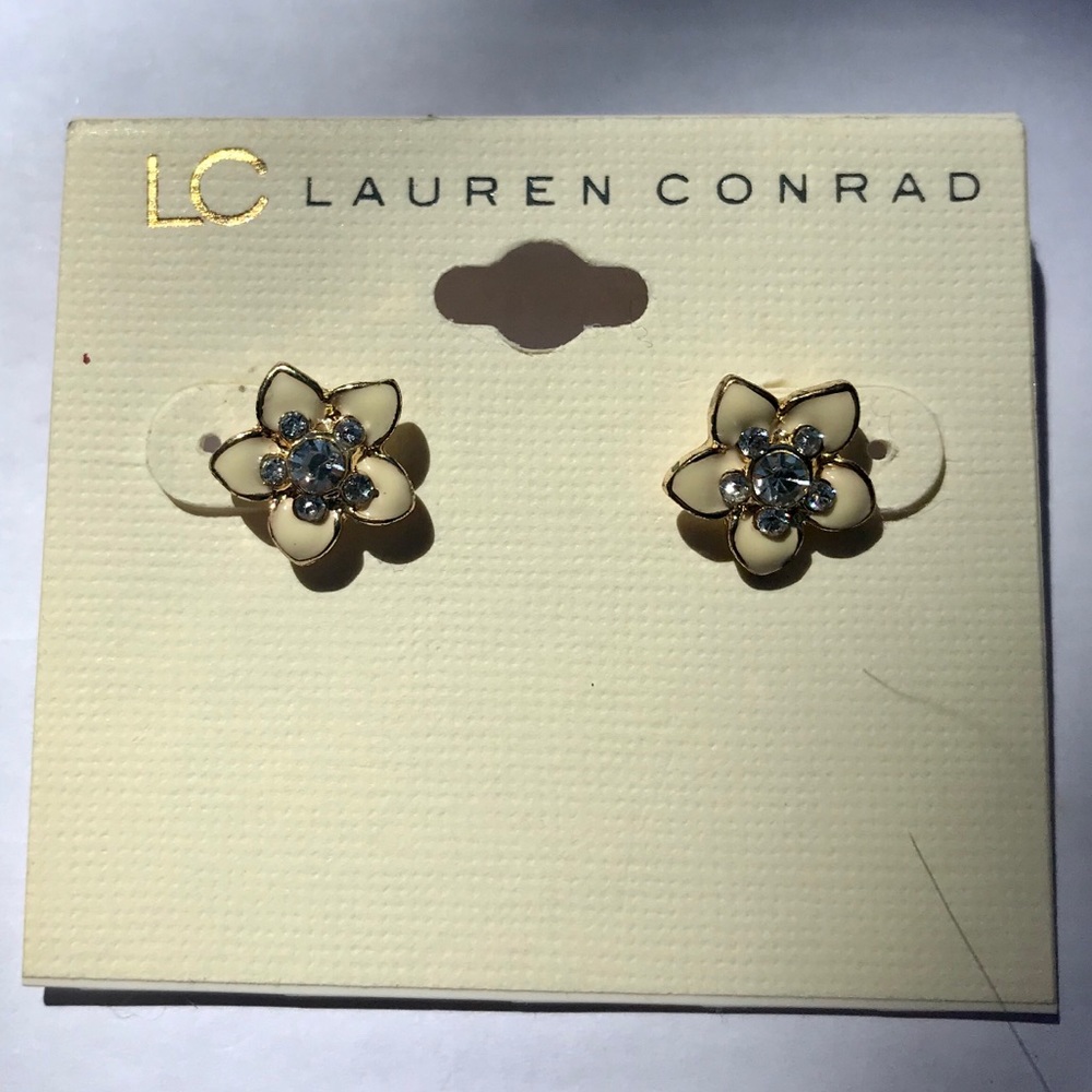 ✨3 for 30✨// earrings